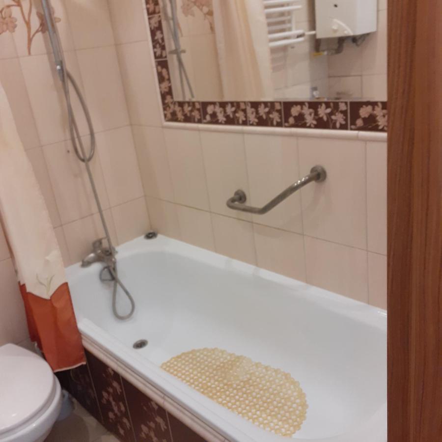 Kawalerka 30M2 Lägenhet Radom Exteriör bild